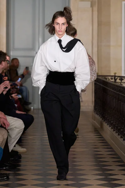Look 68
